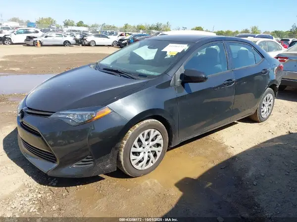 2T1BURHE3KC234496 2019 TOYOTA COROLLA - Image 2