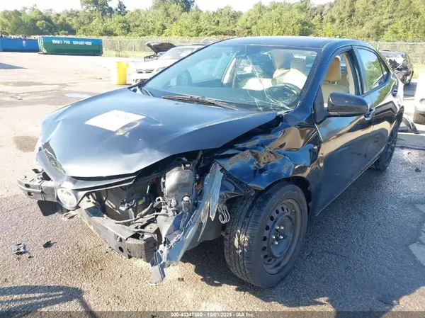 2T1BURHE3KC235244 2019 TOYOTA COROLLA - Image 2