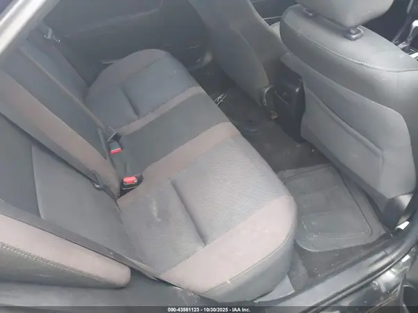 2T1BURHE3KC239939 2019 TOYOTA COROLLA - Image 8