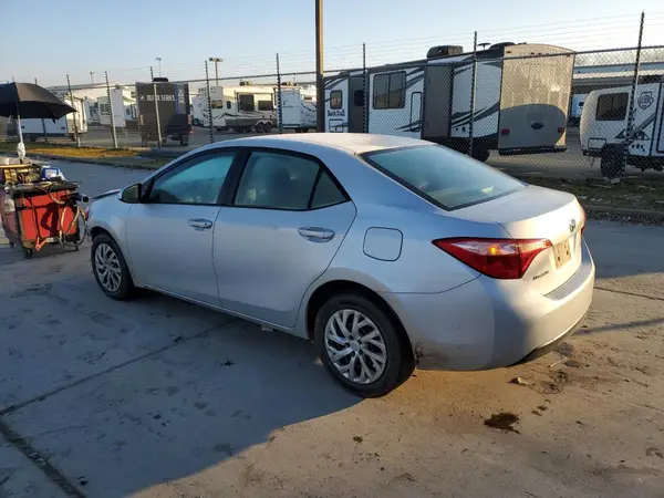 2T1BURHE3KC242050 2019 TOYOTA COROLLA - Image 2