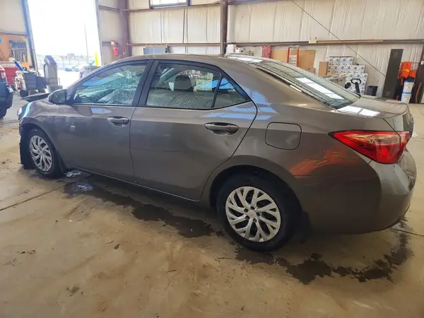 2T1BURHE3KC243859 2019 TOYOTA COROLLA - Image 2