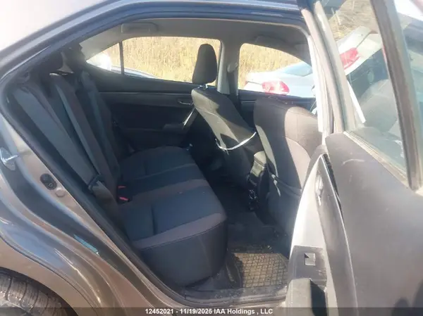 2T1BURHE3KC244803 2019 TOYOTA COROLLA - Image 8