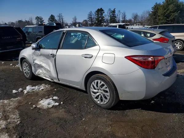 2T1BURHE3KC246177 2019 TOYOTA COROLLA - Image 2