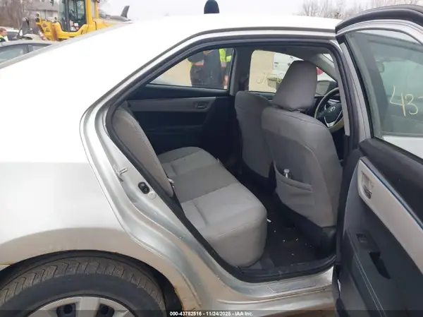2T1BURHE4GC500986 2016 TOYOTA COROLLA - Image 8