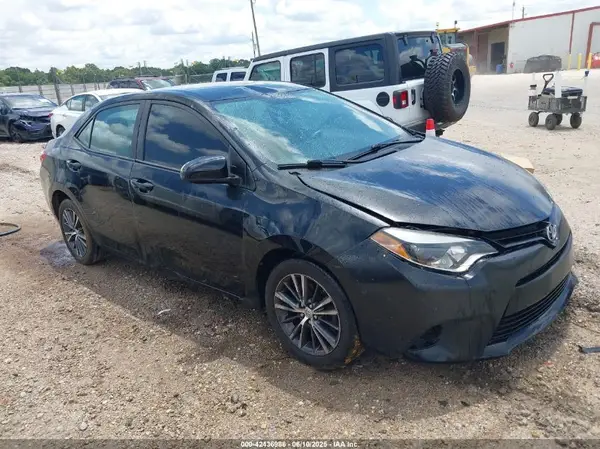 2T1BURHE4GC501619 2016 TOYOTA COROLLA - Image 1