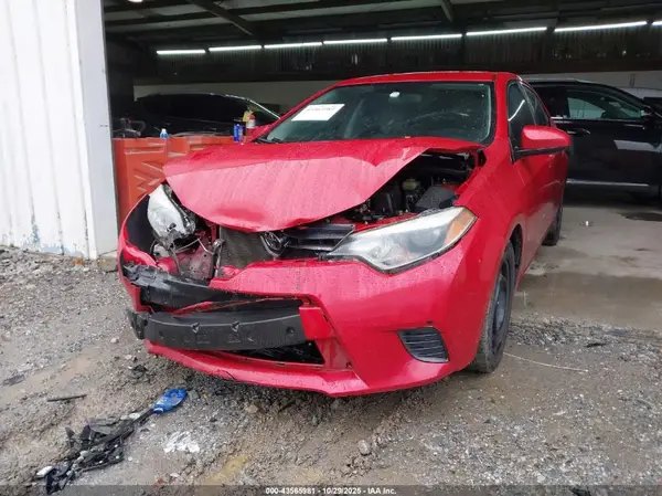 2T1BURHE4GC560069 2016 TOYOTA COROLLA - Image 2