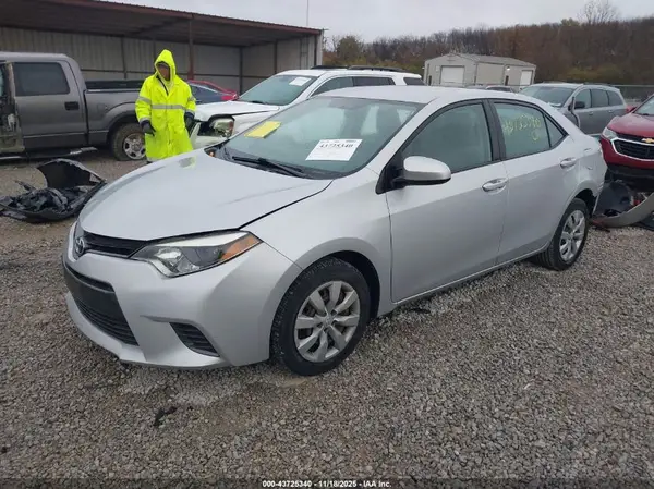 2T1BURHE4GC622957 2016 TOYOTA COROLLA - Image 2