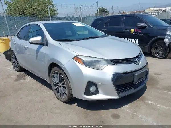 2T1BURHE4GC660950 2016 TOYOTA COROLLA - Image 1