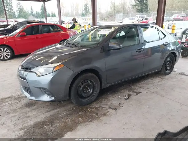 2T1BURHE4GC705868 2016 TOYOTA COROLLA - Image 2