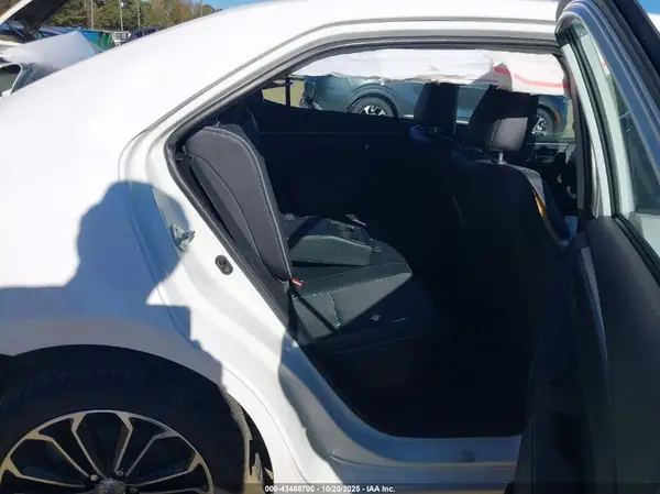 2T1BURHE4GC739504 2016 TOYOTA COROLLA - Image 8