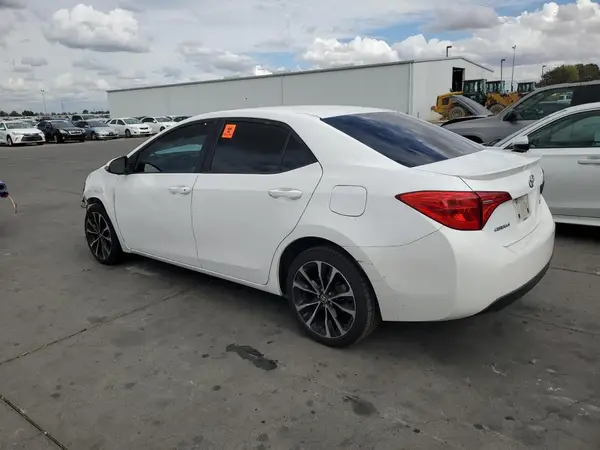 2T1BURHE4HC746857 2017 TOYOTA COROLLA - Image 2