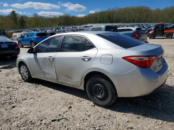2T1BURHE4HC747975 2017 TOYOTA COROLLA - Image 2