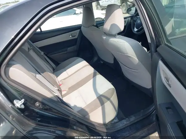 2T1BURHE4HC750763 2017 TOYOTA COROLLA - Image 8