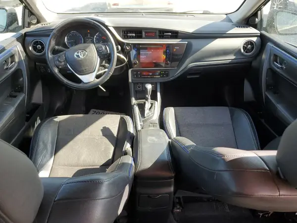 2T1BURHE4HC757258 2017 TOYOTA COROLLA - Image 8