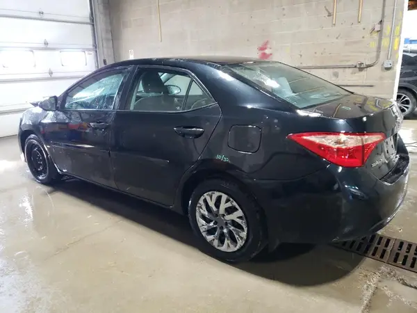 2T1BURHE4HC758801 2017 TOYOTA COROLLA - Image 2