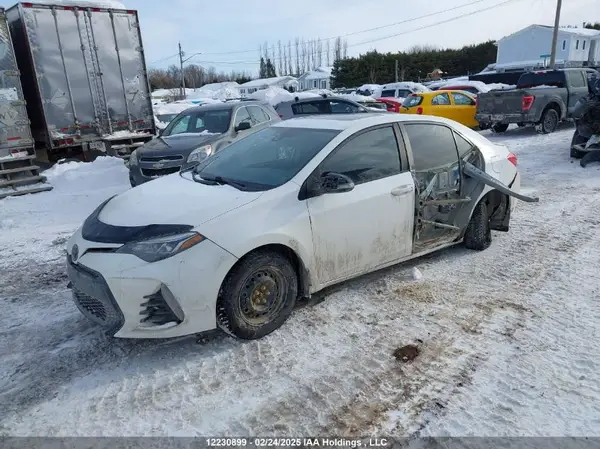 2T1BURHE4HC759673 2017 TOYOTA COROLLA - Image 2