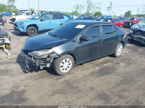 2T1BURHE4HC761570 2017 TOYOTA COROLLA - Image 2