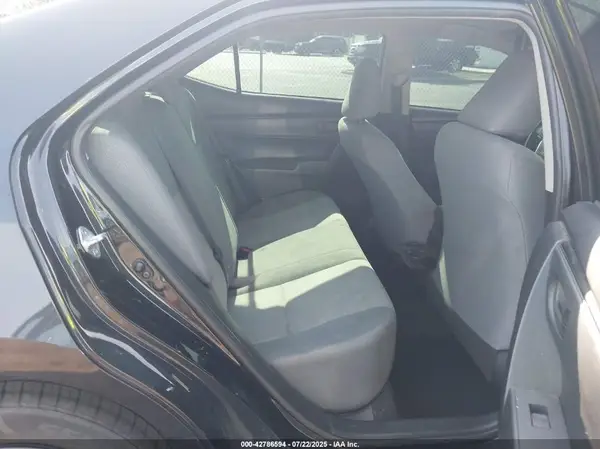 2T1BURHE4HC761570 2017 TOYOTA COROLLA - Image 8