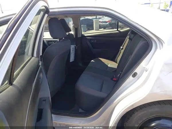 2T1BURHE4HC764615 2017 TOYOTA COROLLA - Image 8