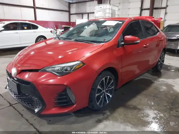 2T1BURHE4HC765375 2017 TOYOTA COROLLA - Image 2