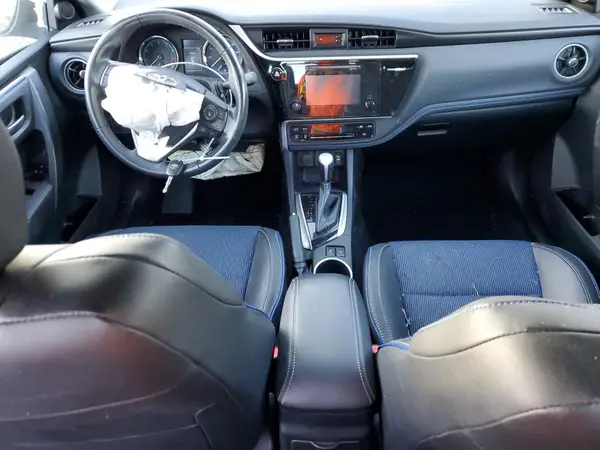 2T1BURHE4HC766655 2017 TOYOTA COROLLA - Image 8
