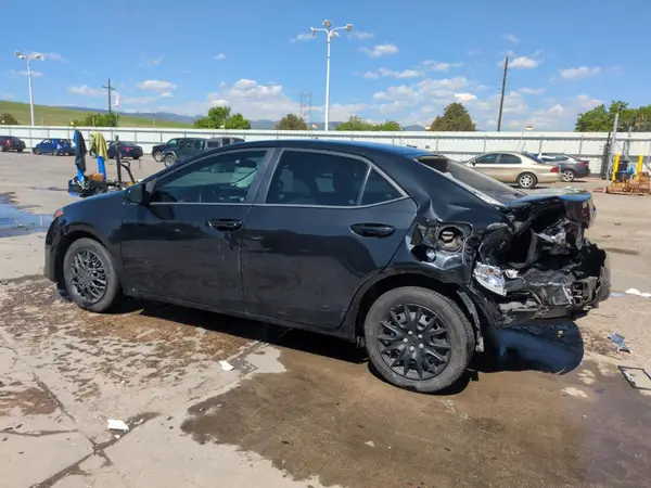 2T1BURHE4HC768518 2017 TOYOTA COROLLA - Image 2
