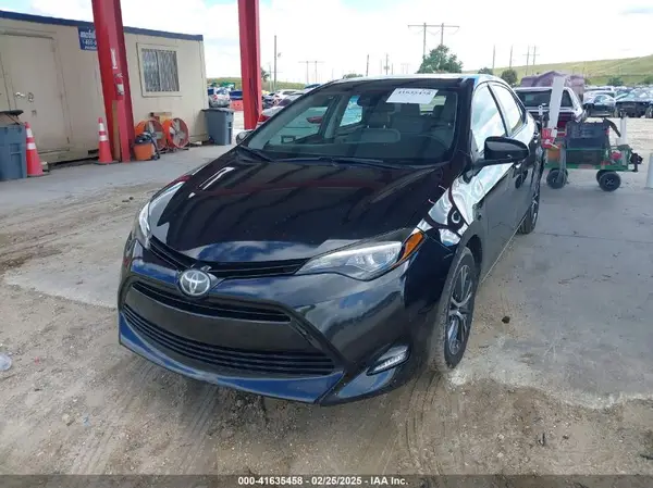 2T1BURHE4HC769913 2017 TOYOTA COROLLA - Image 2