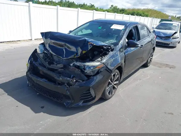 2T1BURHE4HC771595 2017 TOYOTA COROLLA - Image 2
