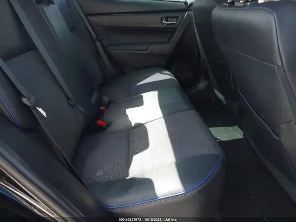2T1BURHE4HC771595 2017 TOYOTA COROLLA - Image 8
