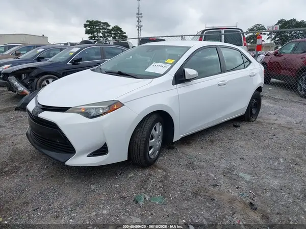 2T1BURHE4HC772391 2017 TOYOTA COROLLA - Image 2