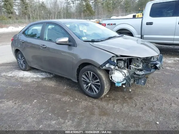 2T1BURHE4HC776523 2017 TOYOTA COROLLA - Image 1