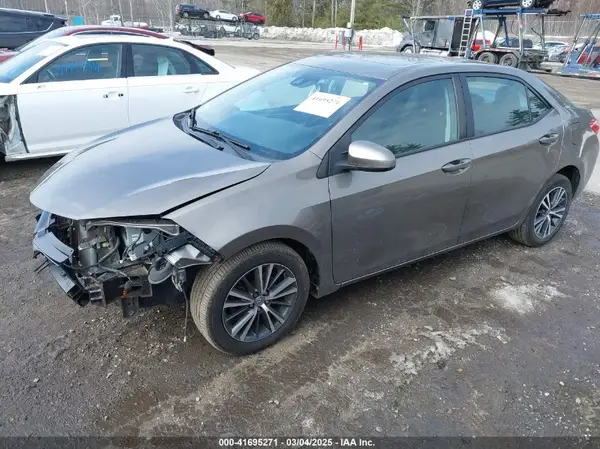 2T1BURHE4HC776523 2017 TOYOTA COROLLA - Image 2