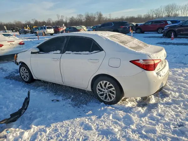 2T1BURHE4HC781785 2017 TOYOTA COROLLA - Image 2