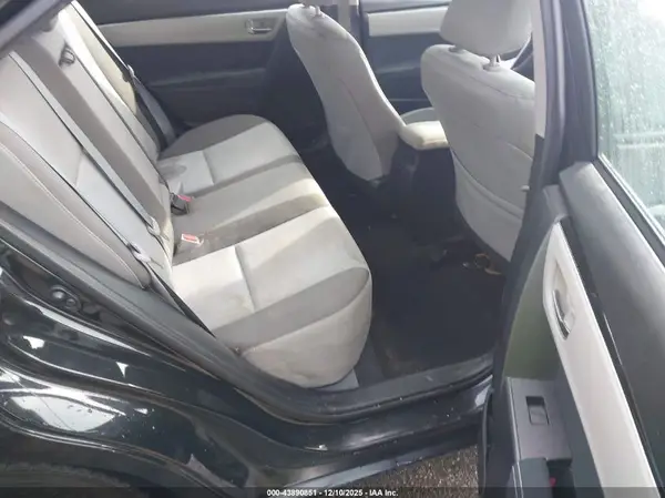 2T1BURHE4HC782001 2017 TOYOTA COROLLA - Image 8