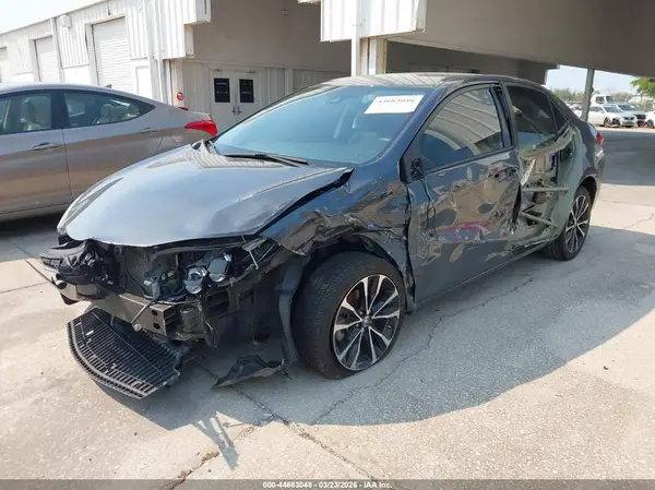 2T1BURHE4HC787232 2017 TOYOTA COROLLA - Image 2