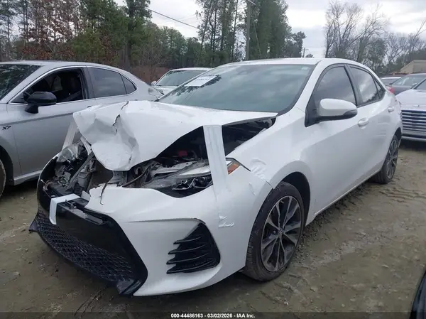 2T1BURHE4HC791801 2017 TOYOTA COROLLA - Image 2