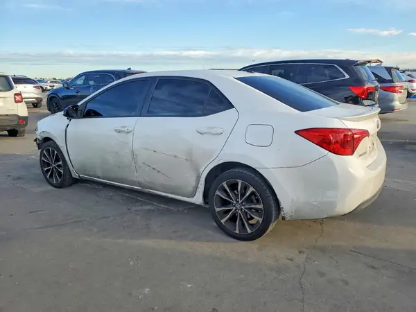 2T1BURHE4HC794178 2017 TOYOTA COROLLA - Image 2