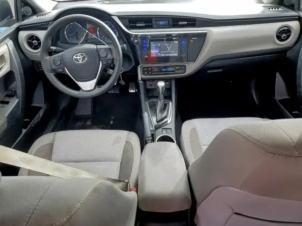 2T1BURHE4HC795363 2017 TOYOTA COROLLA - Image 8