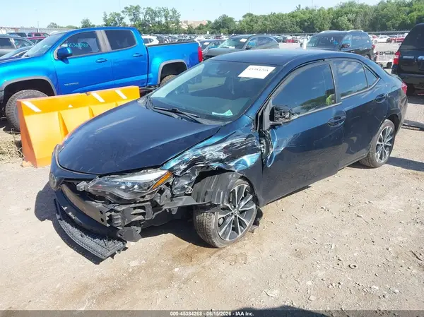 2T1BURHE4HC796464 2017 TOYOTA COROLLA - Image 2