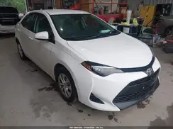 2T1BURHE4HC797579 2017 TOYOTA COROLLA