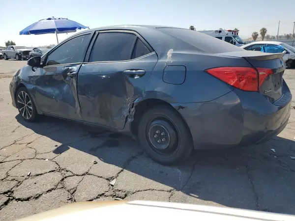 2T1BURHE4HC798411 2017 TOYOTA COROLLA - Image 2