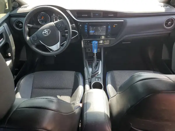 2T1BURHE4HC798411 2017 TOYOTA COROLLA - Image 8