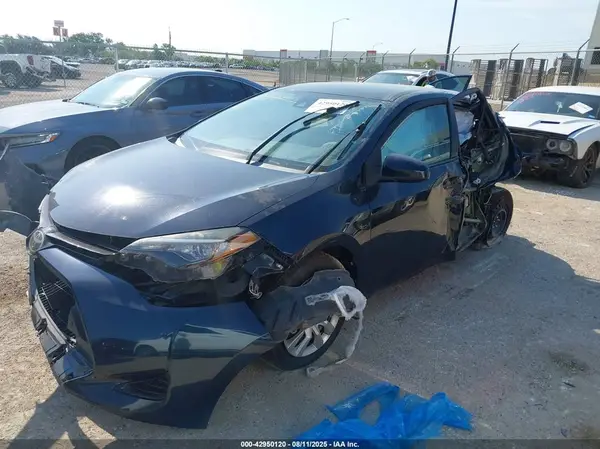 2T1BURHE4HC799168 2017 TOYOTA COROLLA - Image 2