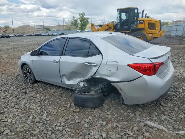 2T1BURHE4HC799574 2017 TOYOTA COROLLA - Image 2