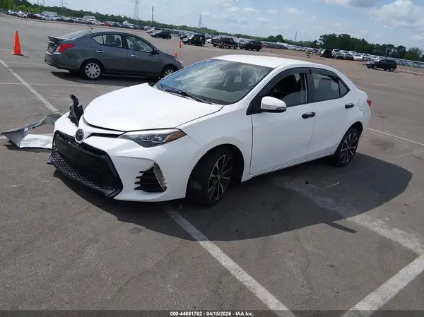 2T1BURHE4HC803204 2017 TOYOTA COROLLA - Image 2