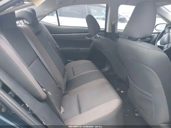 2T1BURHE4HC805633 2017 TOYOTA COROLLA - Image 8
