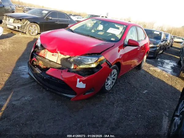 2T1BURHE4HC808337 2017 TOYOTA COROLLA - Image 2