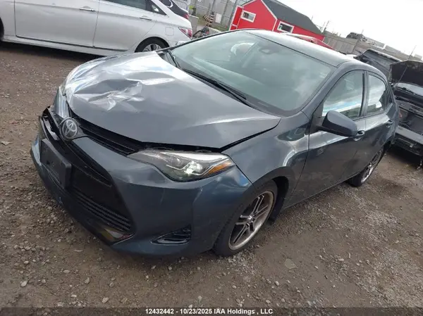 2T1BURHE4HC813005 2017 TOYOTA COROLLA - Image 2