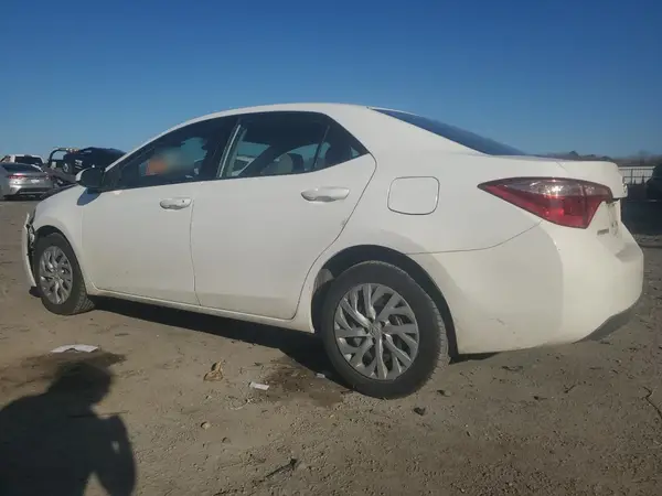 2T1BURHE4HC820164 2017 TOYOTA COROLLA - Image 2
