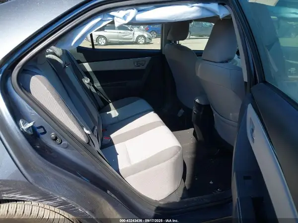 2T1BURHE4HC821153 2017 TOYOTA COROLLA - Image 8
